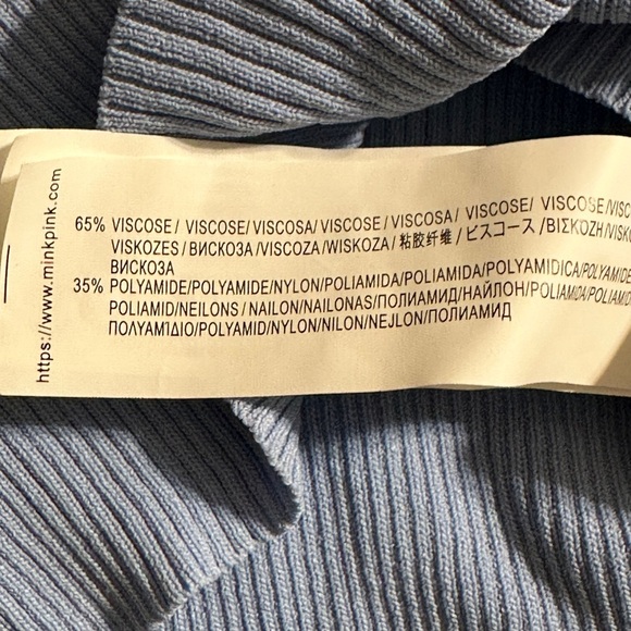 NWT - Minkpink cropped twist front knit top. Size medium - Picture 5 of 8